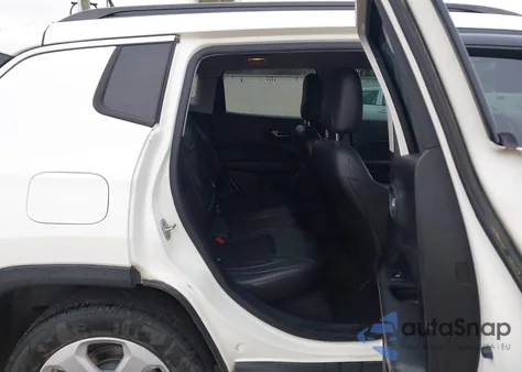 2018 Jeep Compass Latitude Fwd from USA, damaged, VIN 3C4NJCBB6JT267585